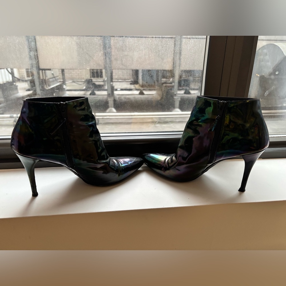STUART WEITZMAN Carltone Oil Slick Metallic Iridescent Patent Ankle Booties - Picture 2 of 9